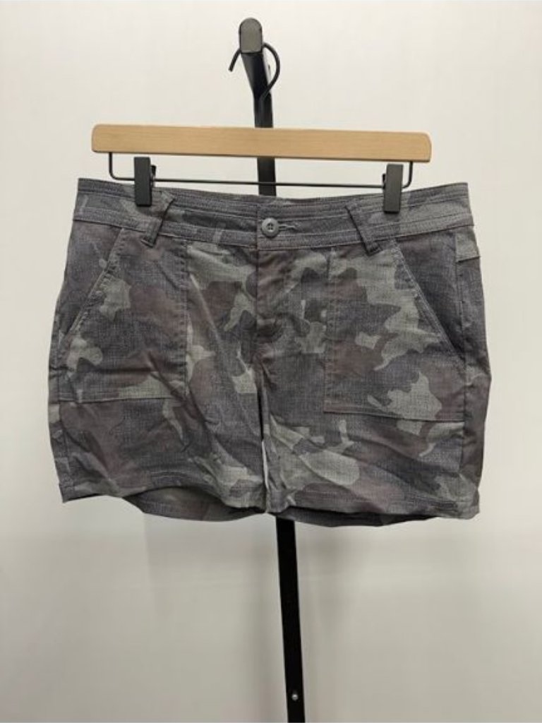 Prana Olivia Shorts In Gravel Camo